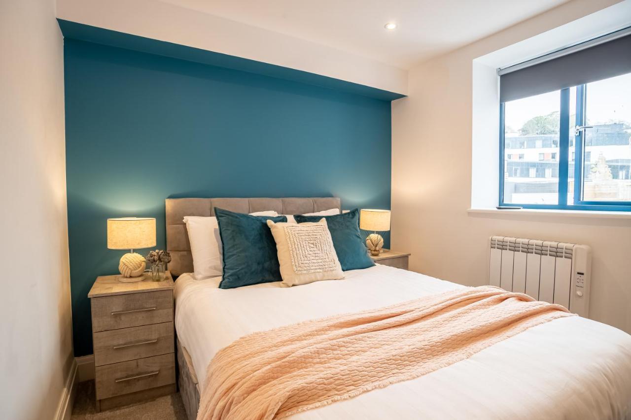Elegant Fresh Spacious Two Bed Apartment - Juliet Balcony - Sea, Marina, Harbour Views, English Riviera Clock Tower Torquay Eksteriør billede